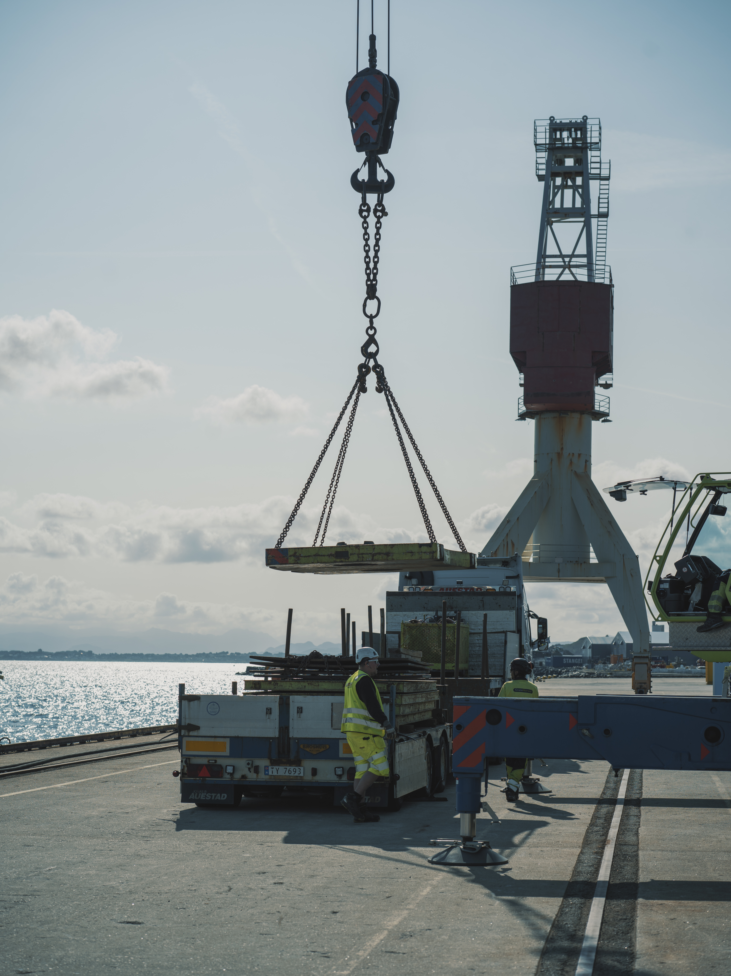 Rig in the ocean